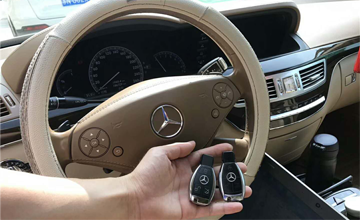 配轎車鑰匙多少錢？